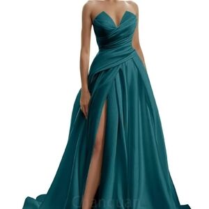 Elegant Teal Evening Gown